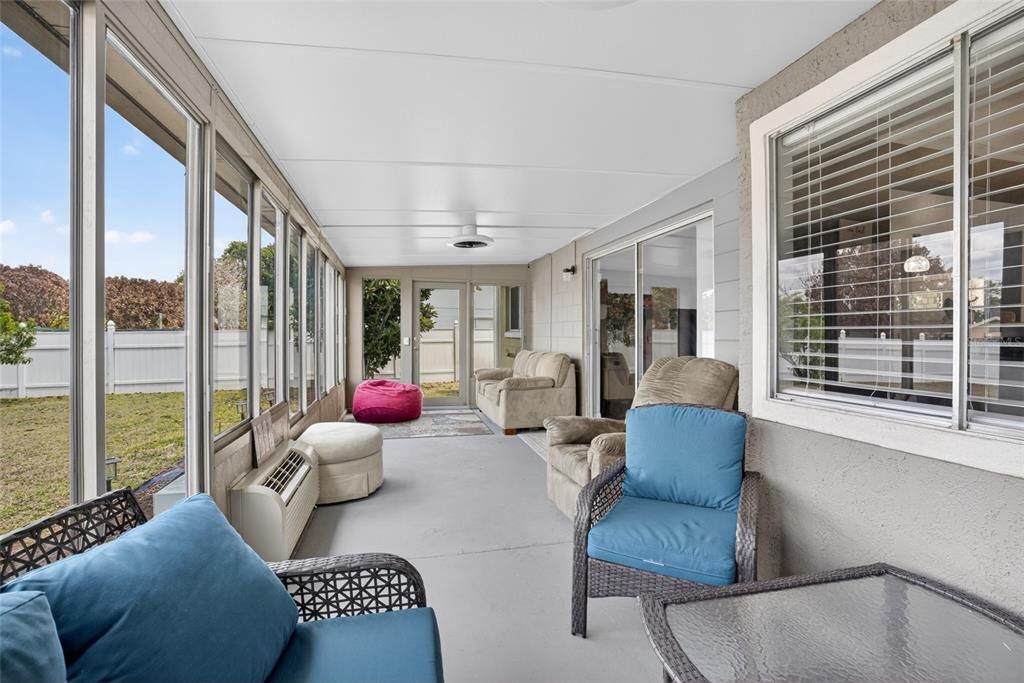 Active With Contract: $385,000 (3 beds, 2 baths, 1359 Square Feet)