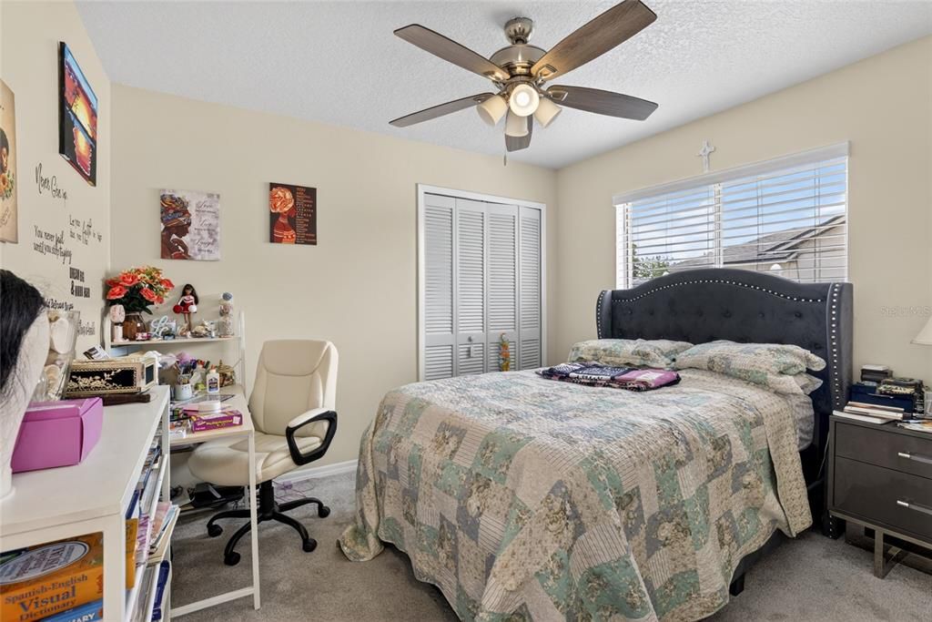 Active With Contract: $385,000 (3 beds, 2 baths, 1359 Square Feet)