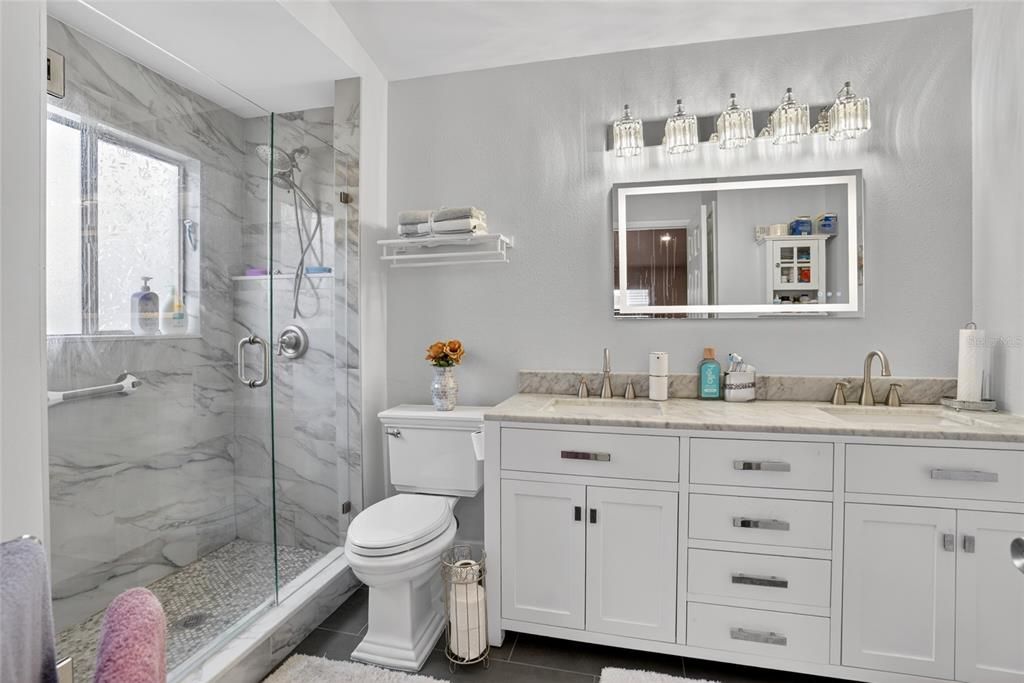 Active With Contract: $385,000 (3 beds, 2 baths, 1359 Square Feet)