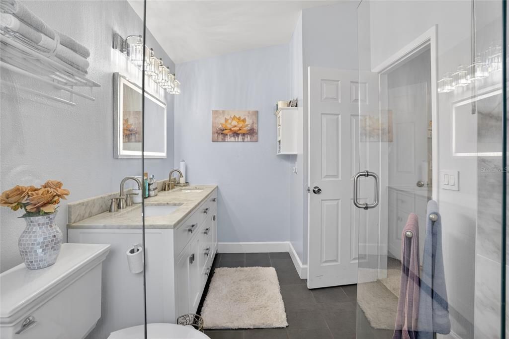 Active With Contract: $385,000 (3 beds, 2 baths, 1359 Square Feet)