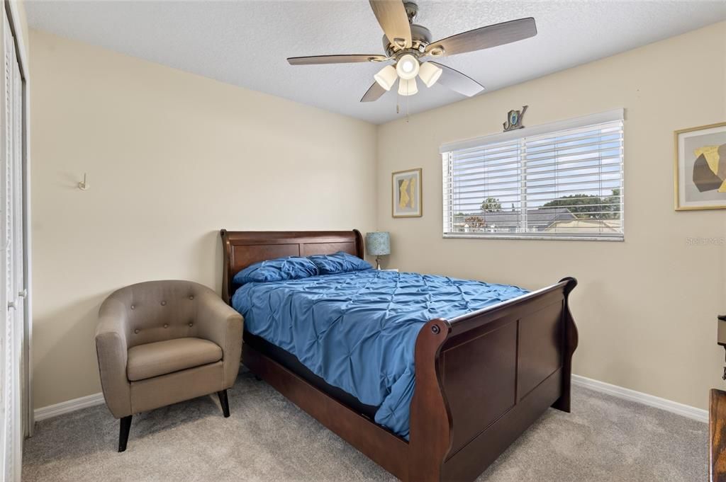 Active With Contract: $385,000 (3 beds, 2 baths, 1359 Square Feet)