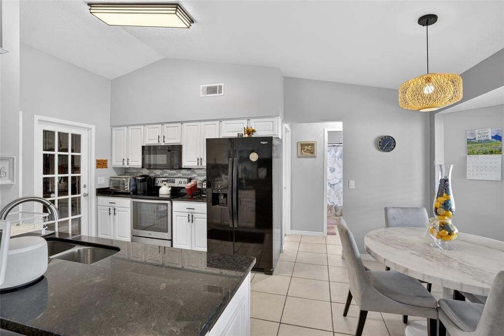 Active With Contract: $385,000 (3 beds, 2 baths, 1359 Square Feet)