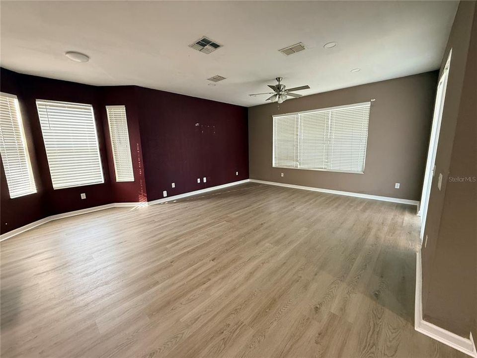 En Renta: $2,500 (4 camas, 3 baños, 2511 Pies cuadrados)