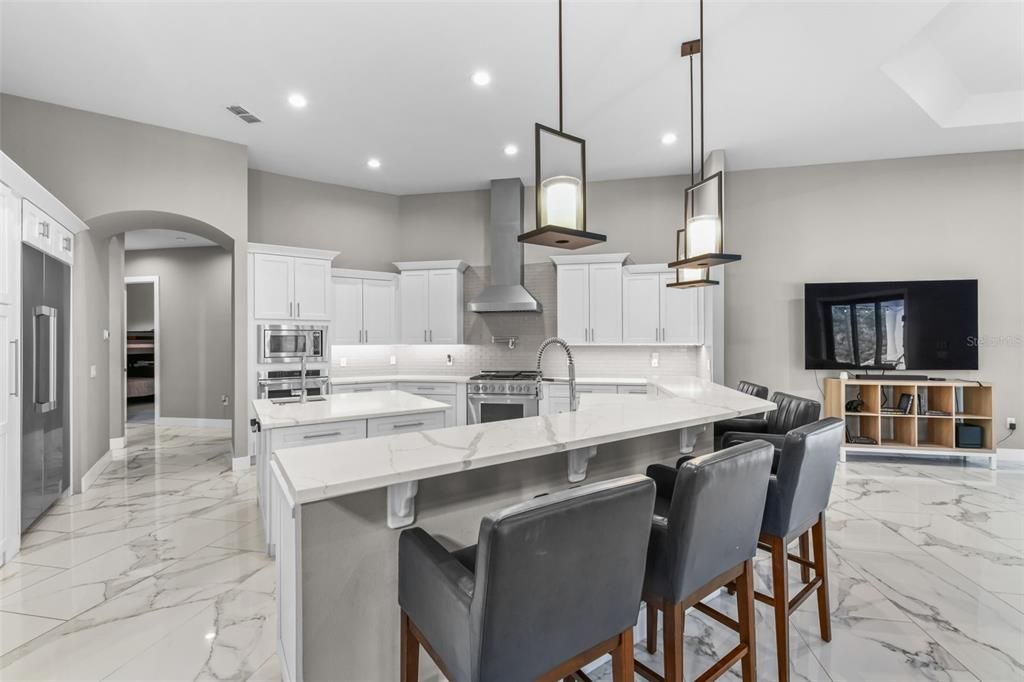 For Sale: $1,635,000 (5 beds, 4 baths, 4659 Square Feet)