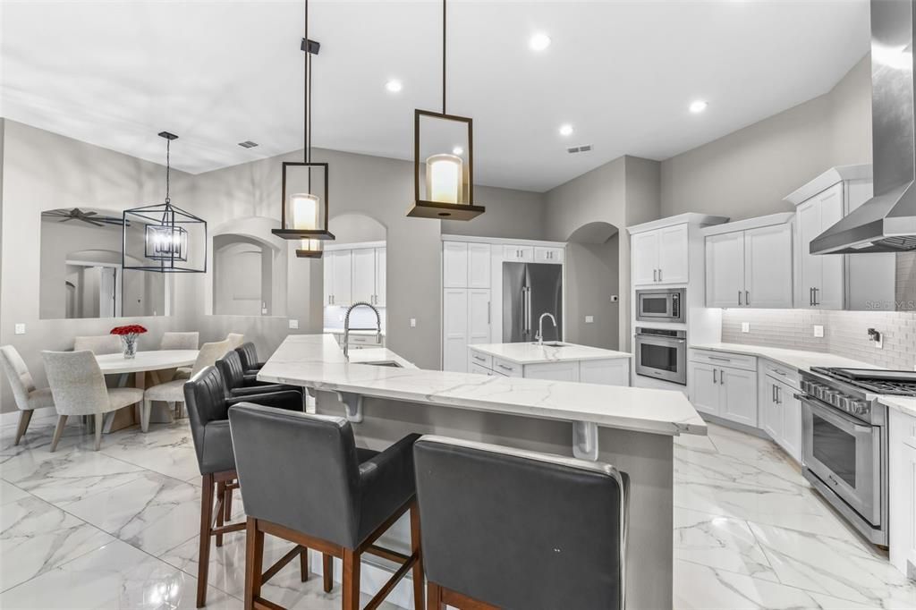 For Sale: $1,635,000 (5 beds, 4 baths, 4659 Square Feet)