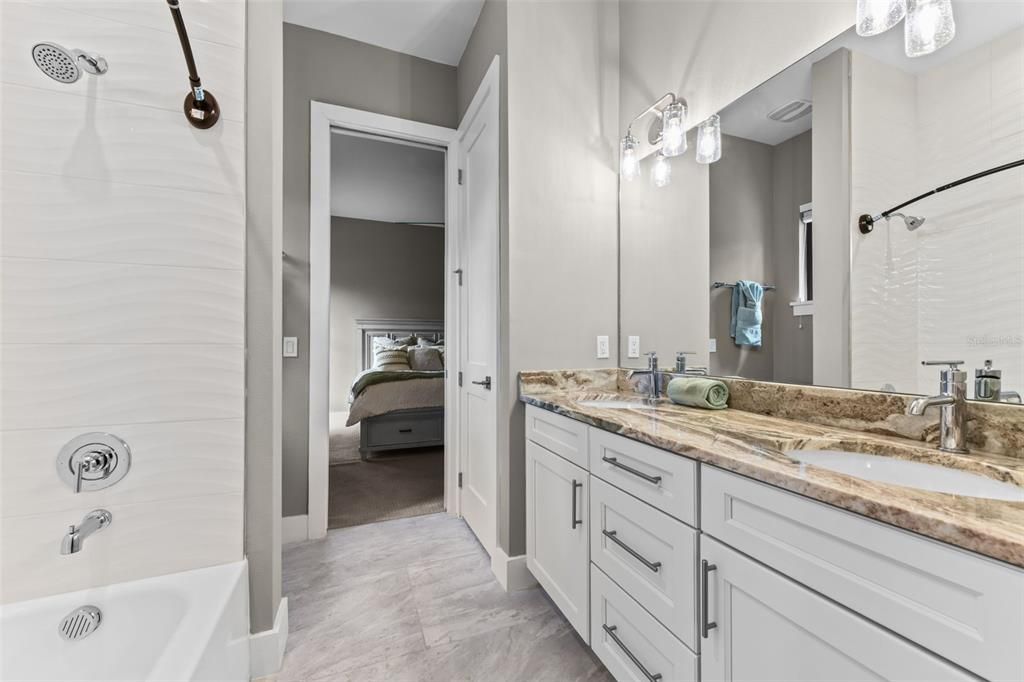 For Sale: $1,635,000 (5 beds, 4 baths, 4659 Square Feet)
