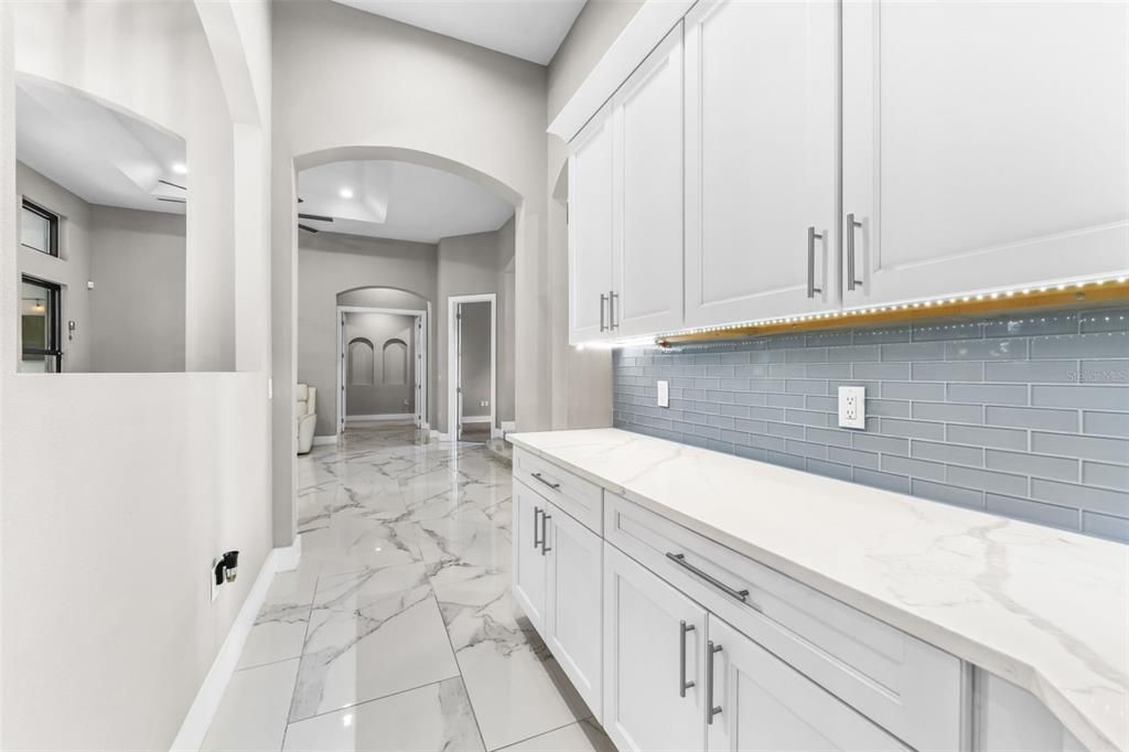 For Sale: $1,635,000 (5 beds, 4 baths, 4659 Square Feet)