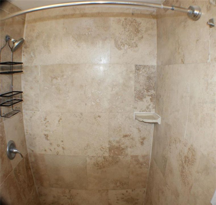 En Venta: $250,000 (2 camas, 2 baños, 1326 Pies cuadrados)