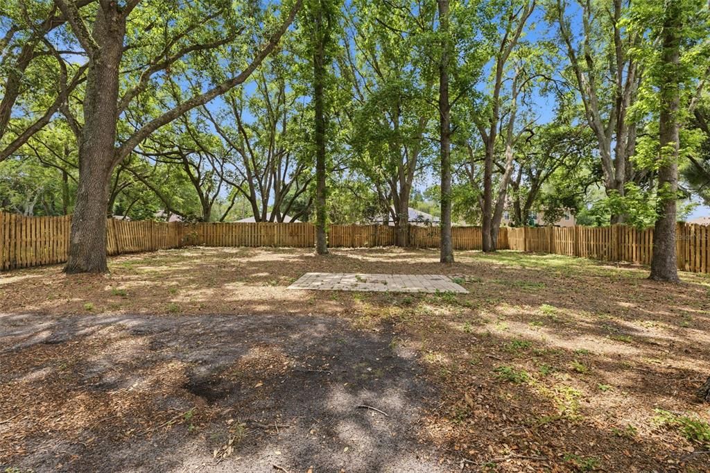 Active With Contract: $469,000 (4 beds, 2 baths, 2082 Square Feet)