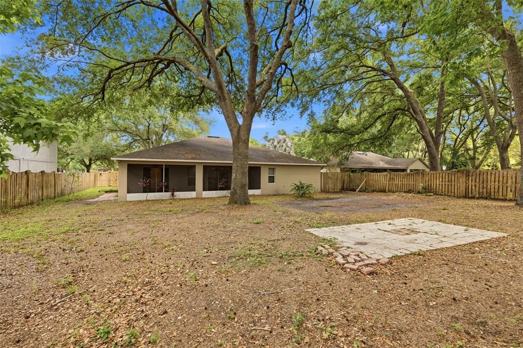 Active With Contract: $469,000 (4 beds, 2 baths, 2082 Square Feet)