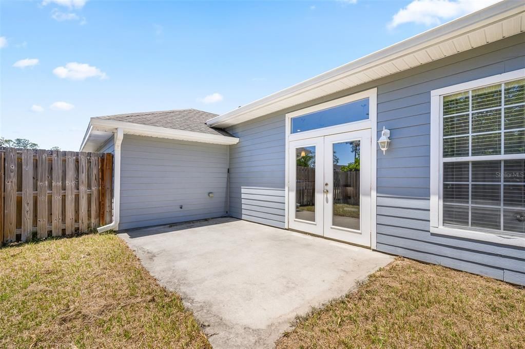 For Sale: $299,500 (3 beds, 2 baths, 1391 Square Feet)