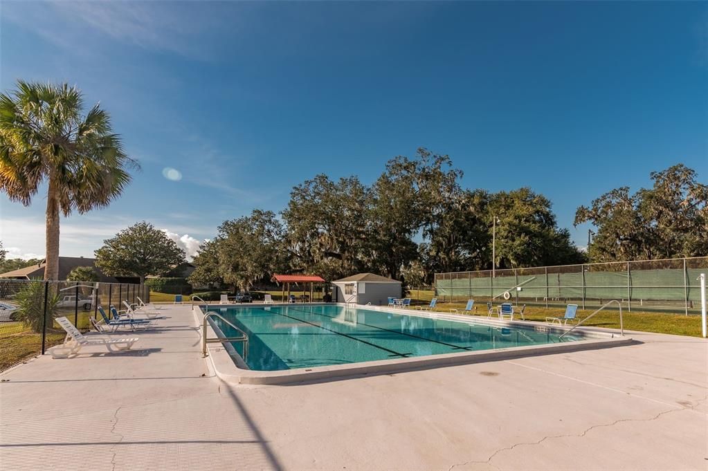 For Sale: $299,500 (3 beds, 2 baths, 1391 Square Feet)