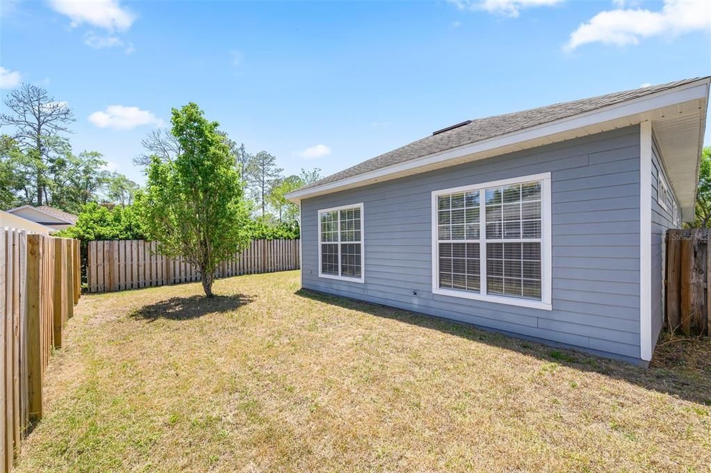For Sale: $299,500 (3 beds, 2 baths, 1391 Square Feet)