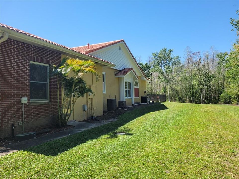 En Venta: $999,999 (5 camas, 2 baños, 3796 Pies cuadrados)