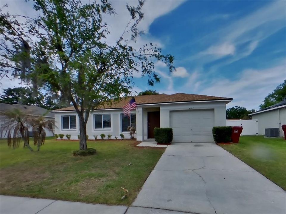 For Rent: $1,979 (3 beds, 2 baths, 1172 Square Feet)