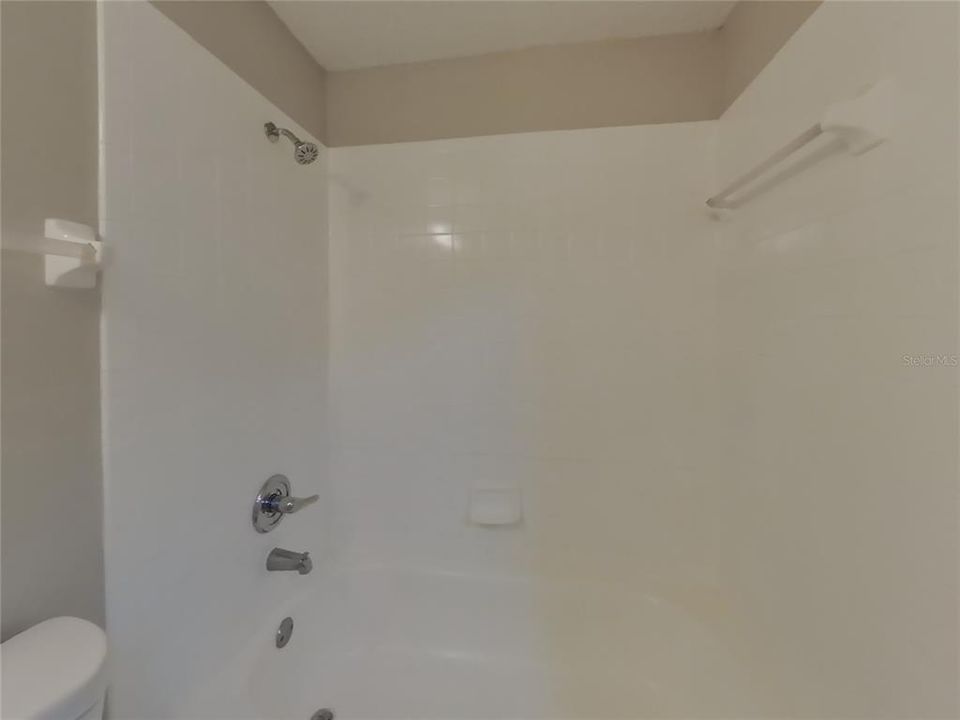 For Rent: $1,979 (3 beds, 2 baths, 1172 Square Feet)