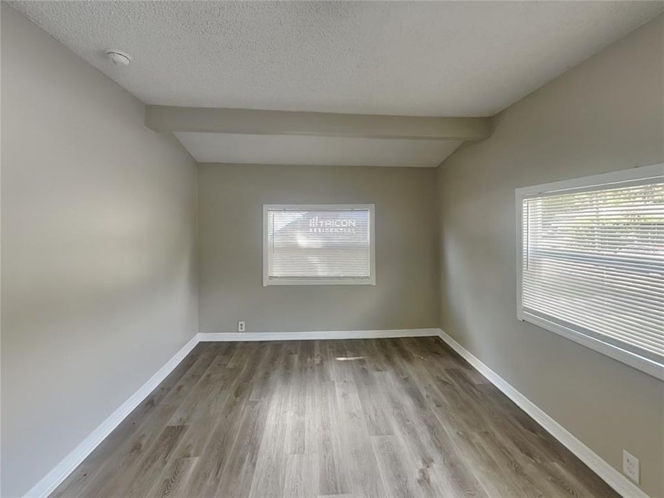 В аренду: $1,939 (2 спален, 2 ванн, 1246 Квадратных фут)