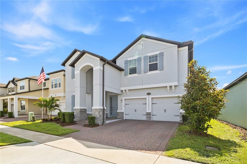 For Sale: $1,190,000 (5 beds, 4 baths, 3693 Square Feet)