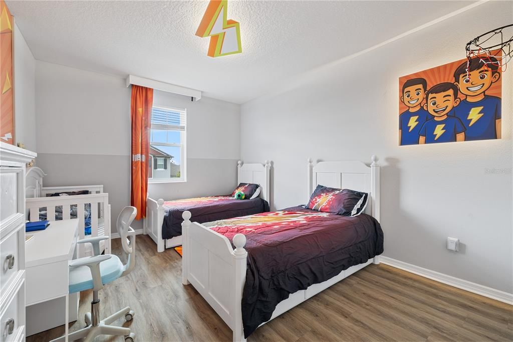 For Sale: $1,190,000 (5 beds, 4 baths, 3693 Square Feet)
