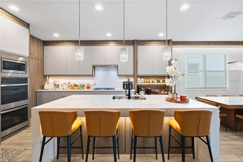 For Sale: $1,190,000 (5 beds, 4 baths, 3693 Square Feet)