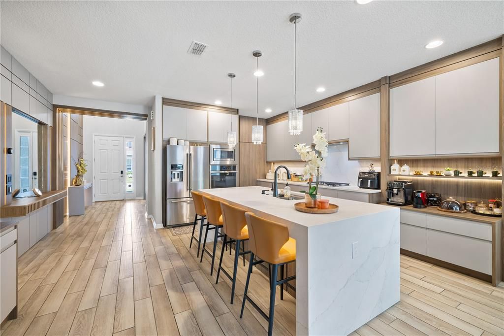 For Sale: $1,190,000 (5 beds, 4 baths, 3693 Square Feet)