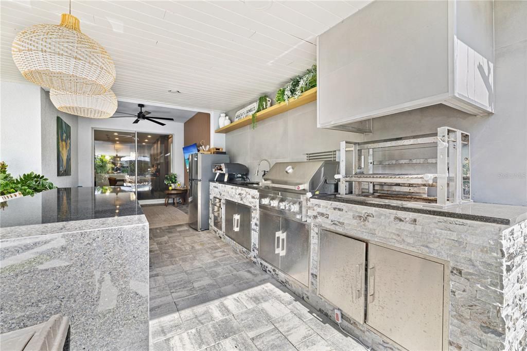For Sale: $1,190,000 (5 beds, 4 baths, 3693 Square Feet)