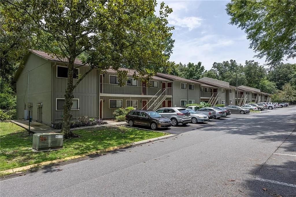For Rent: $1,000 (1 beds, 1 baths, 705 Square Feet)