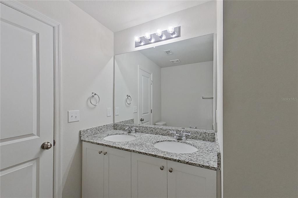 For Rent: $1,499 (2 beds, 2 baths, 1120 Square Feet)