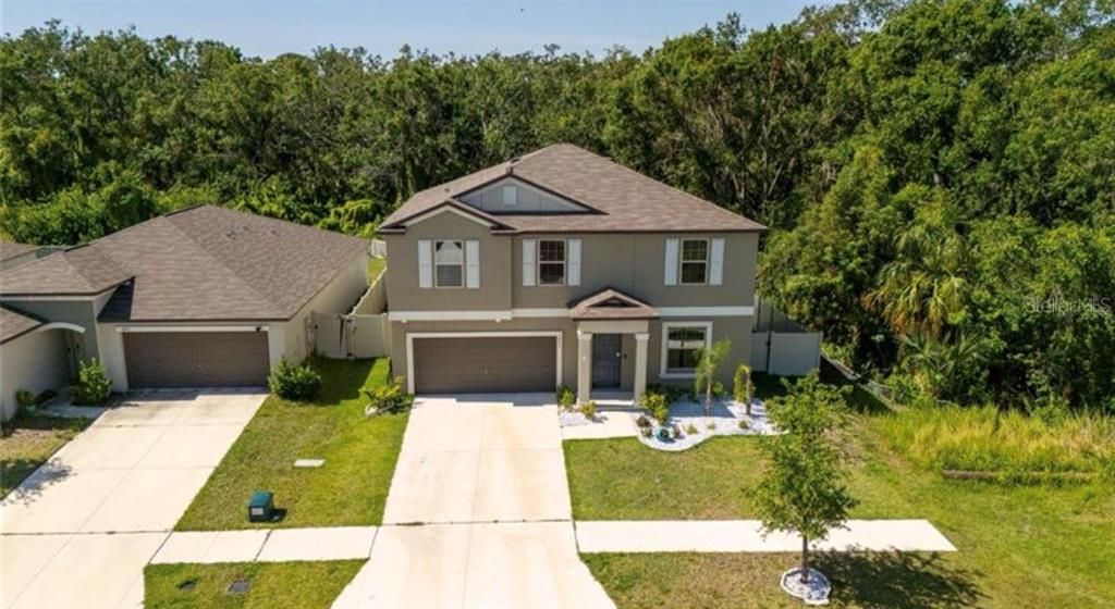 For Rent: $2,600 (5 beds, 2 baths, 2635 Square Feet)