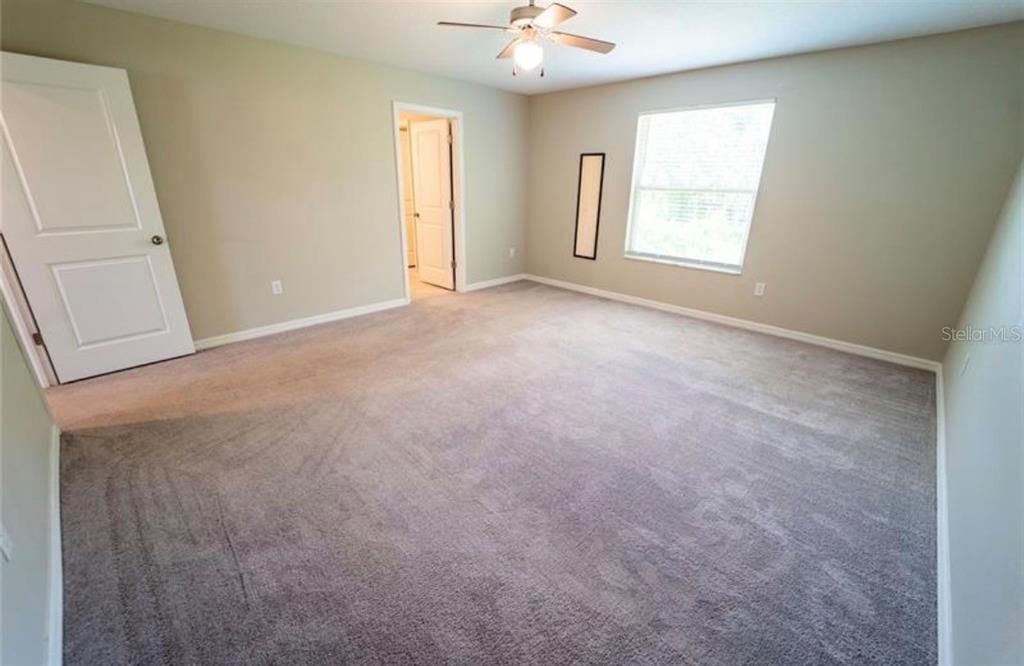 For Rent: $2,600 (5 beds, 2 baths, 2635 Square Feet)