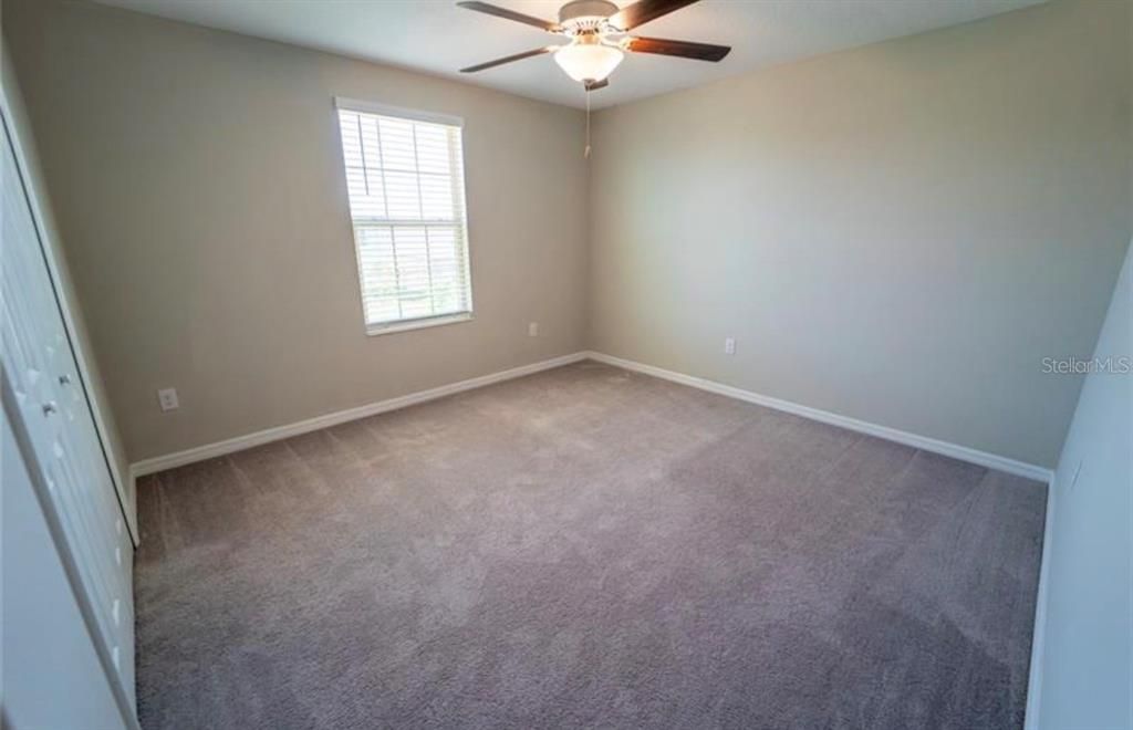 For Rent: $2,600 (5 beds, 2 baths, 2635 Square Feet)