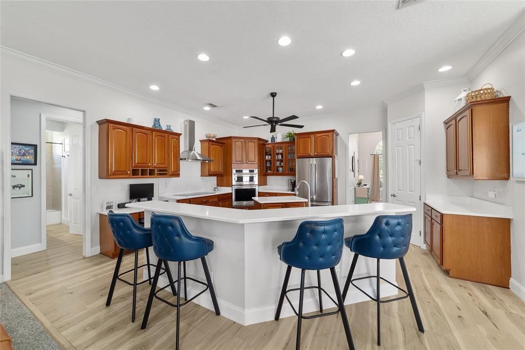 Active With Contract: $619,000 (3 beds, 3 baths, 2740 Square Feet)