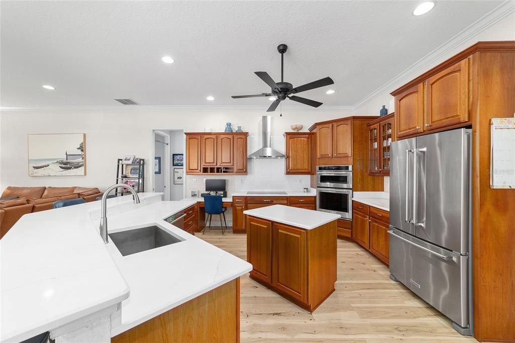 Active With Contract: $619,000 (3 beds, 3 baths, 2740 Square Feet)