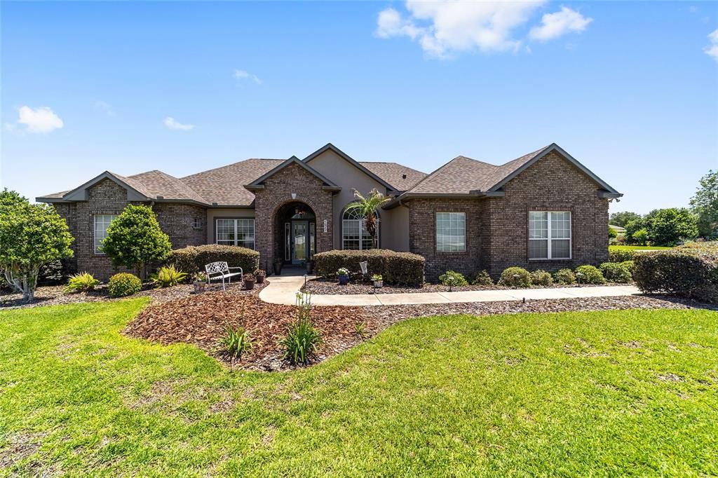 Active With Contract: $619,000 (3 beds, 3 baths, 2740 Square Feet)