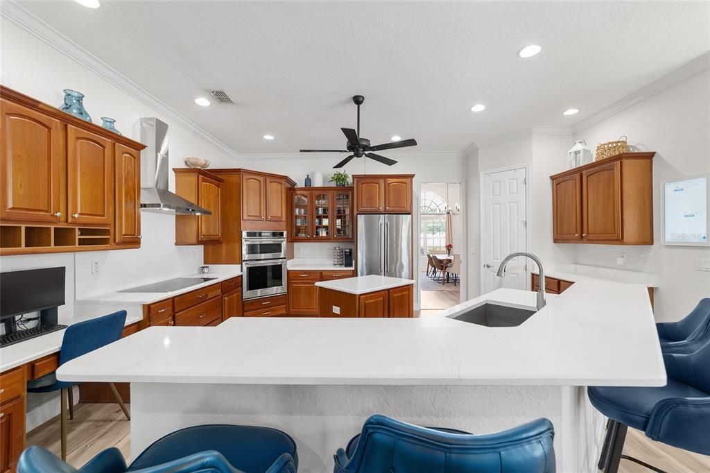 Active With Contract: $619,000 (3 beds, 3 baths, 2740 Square Feet)