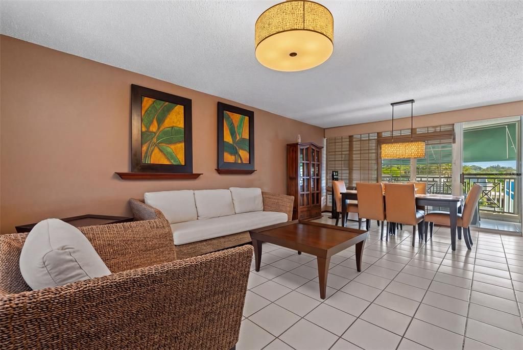 Active With Contract: $299,000 (3 beds, 2 baths, 1612 Square Feet)