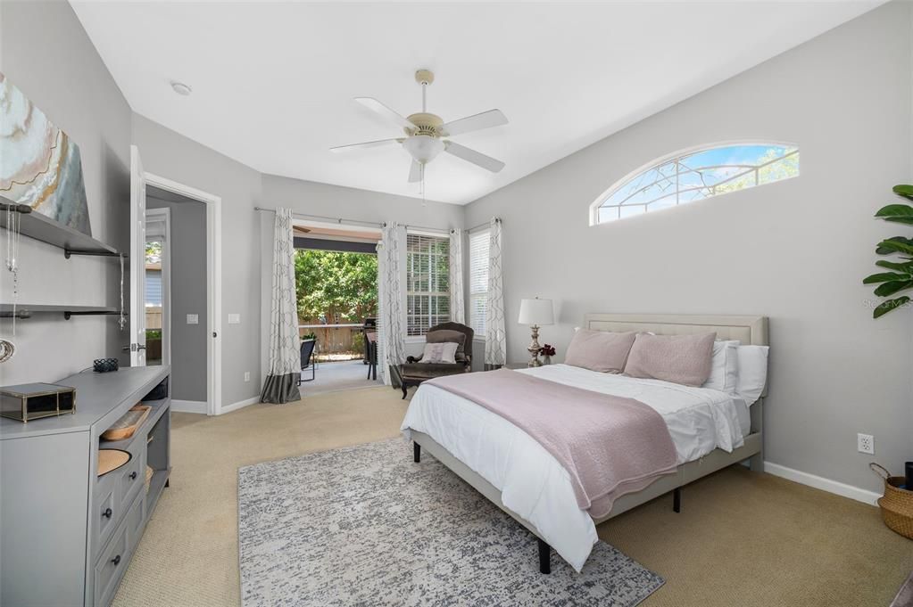 На продажу: $459,900 (3 спален, 2 ванн, 1894 Квадратных фут)