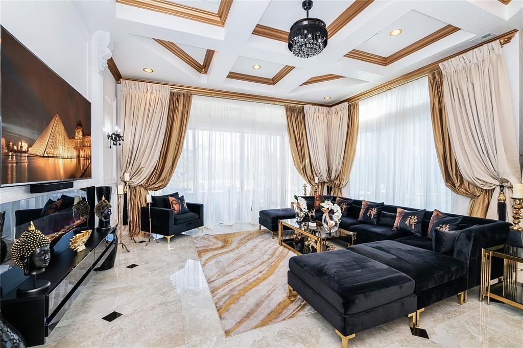 На продажу: $1,900,000 (5 спален, 5 ванн, 4200 Квадратных фут)