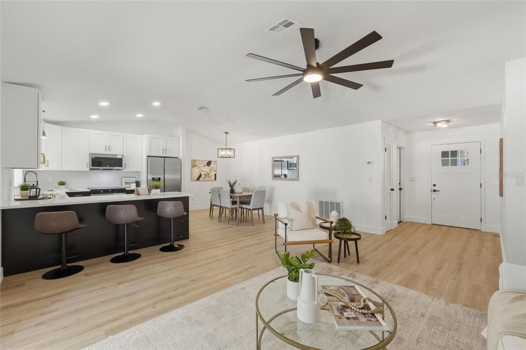 Activo con contrato: $550,000 (3 camas, 2 baños, 1540 Pies cuadrados)