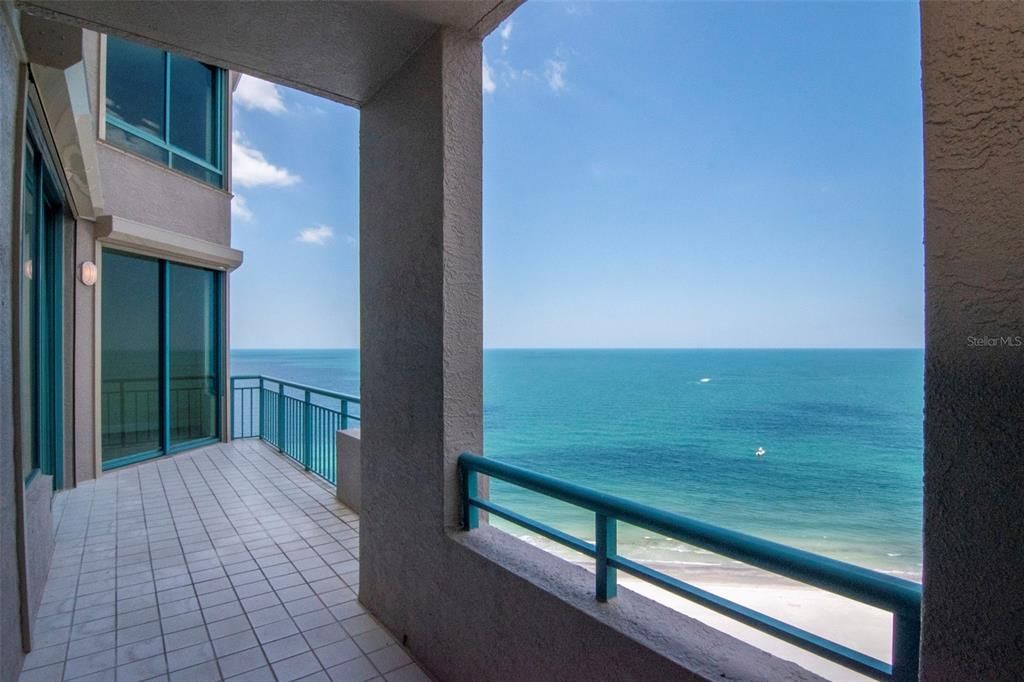 For Sale: $2,699,000 (4 beds, 3 baths, 3168 Square Feet)