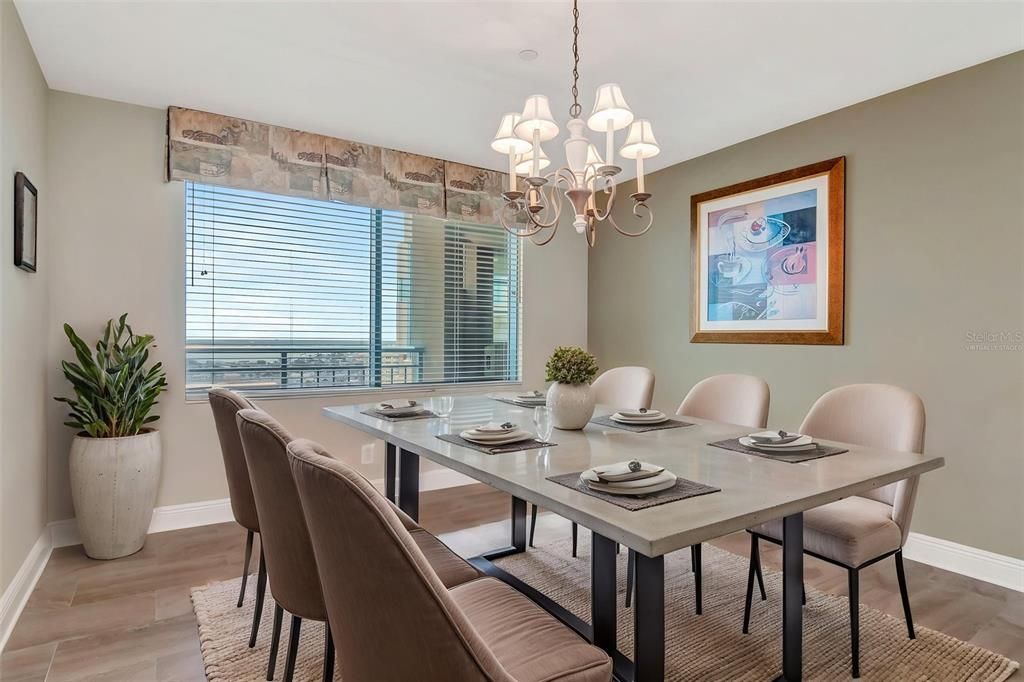 For Sale: $2,699,000 (4 beds, 3 baths, 3168 Square Feet)