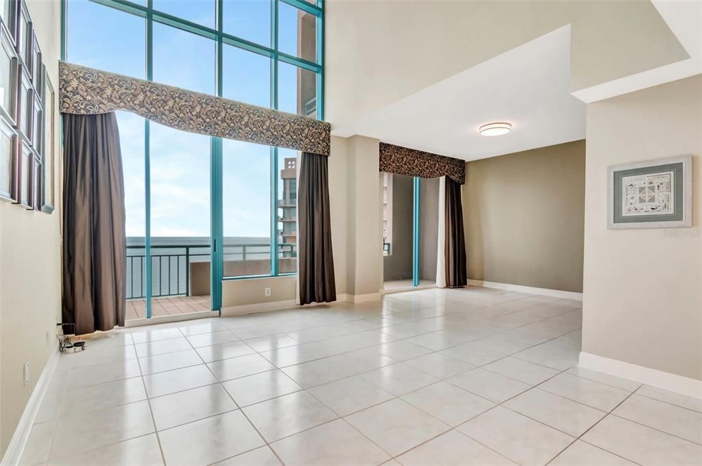 For Sale: $2,699,000 (4 beds, 3 baths, 3168 Square Feet)