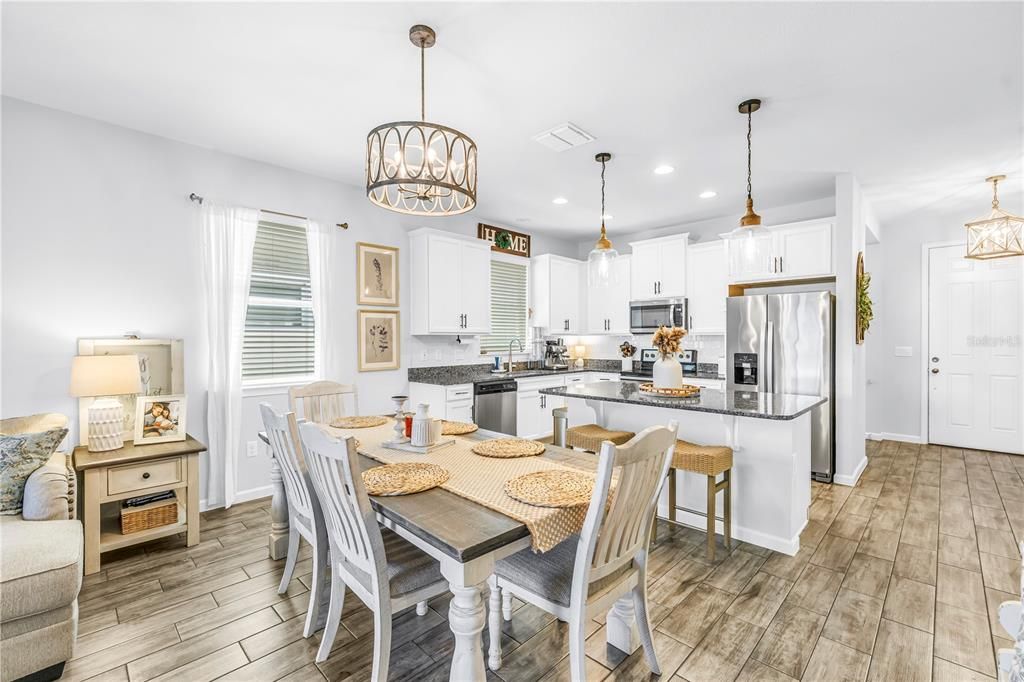 Active With Contract: $359,000 (3 beds, 2 baths, 1773 Square Feet)