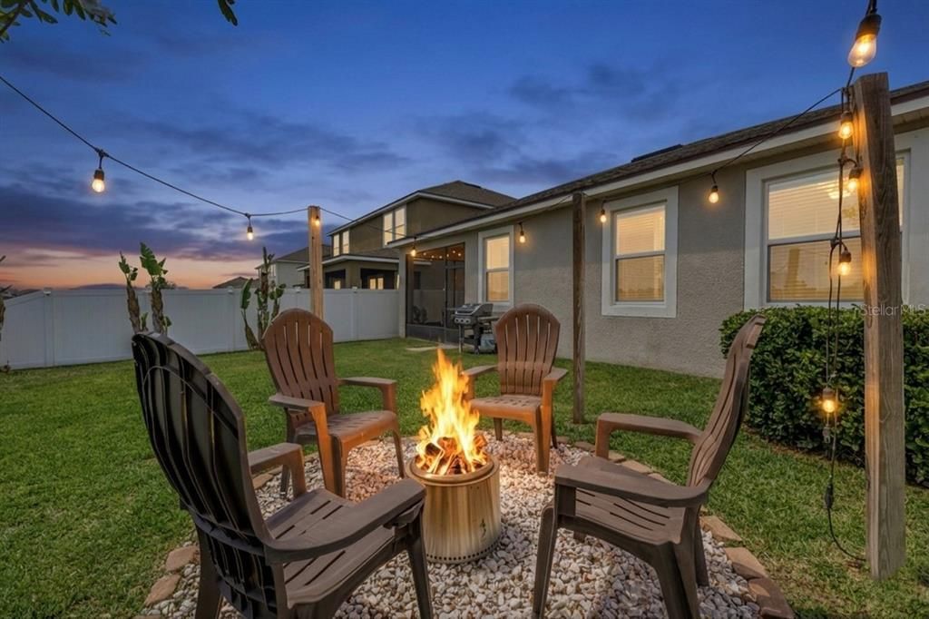 Active With Contract: $359,000 (3 beds, 2 baths, 1773 Square Feet)