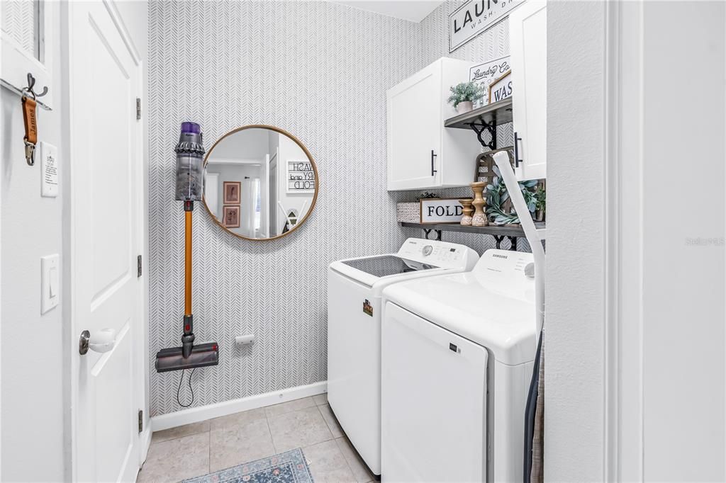 Active With Contract: $359,000 (3 beds, 2 baths, 1773 Square Feet)