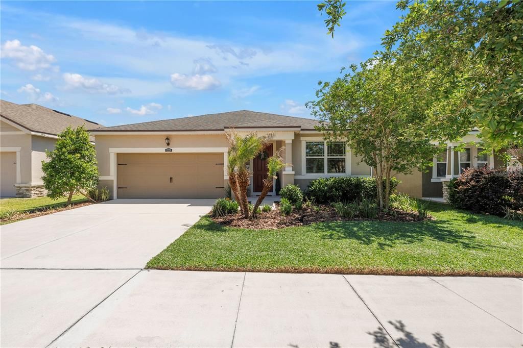 Active With Contract: $359,000 (3 beds, 2 baths, 1773 Square Feet)