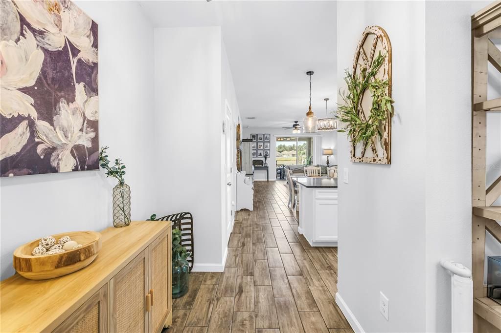Active With Contract: $359,000 (3 beds, 2 baths, 1773 Square Feet)