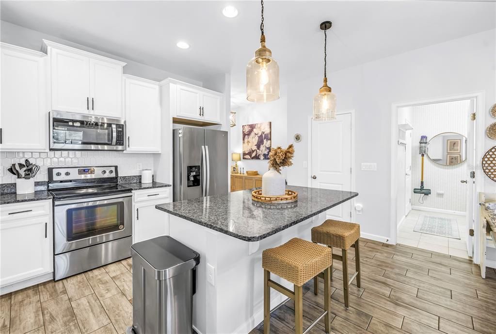 Active With Contract: $359,000 (3 beds, 2 baths, 1773 Square Feet)