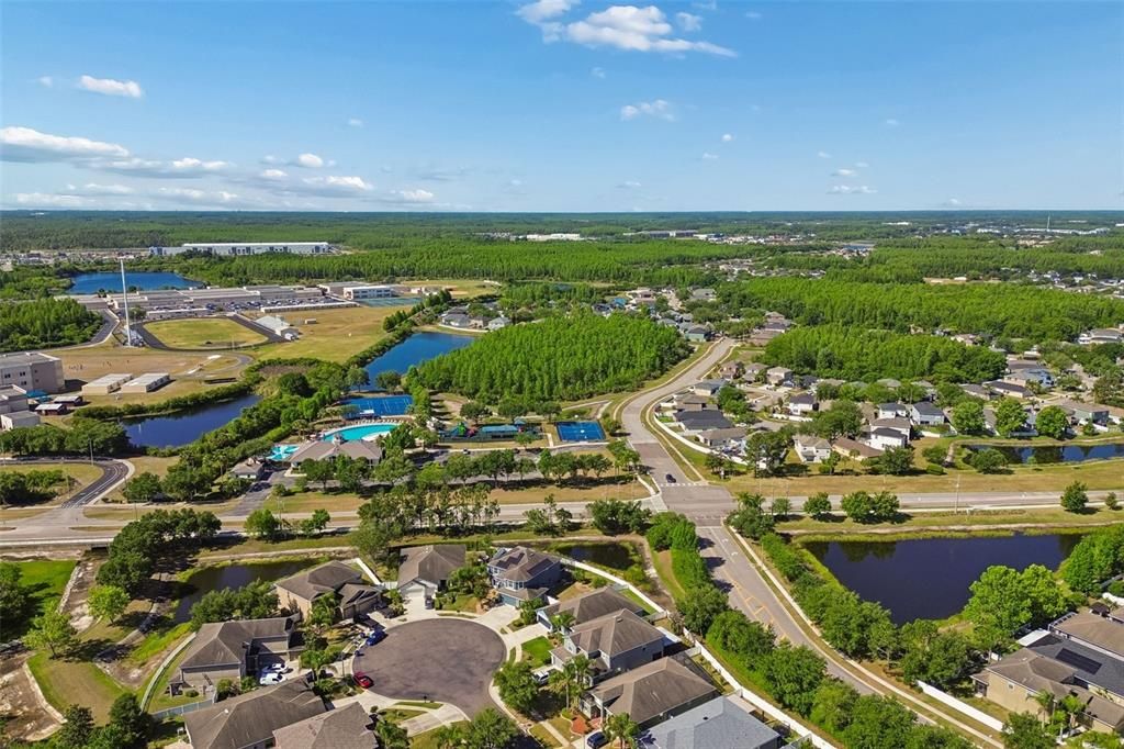 В аренду: $3,800 (6 спален, 3 ванн, 3127 Квадратных фут)