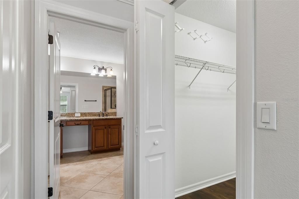 В аренду: $3,800 (6 спален, 3 ванн, 3127 Квадратных фут)